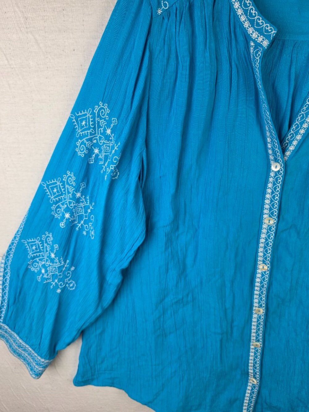Soft Surroundings Imane Gauze Tunic Embroidered Crinkled Blue size 1X Resortwear - Picture 7 of 16